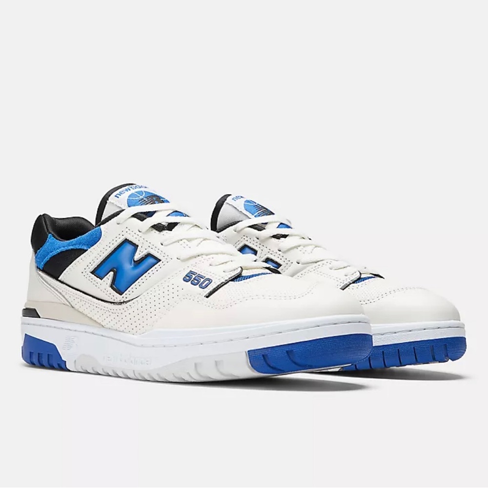 New Balance Unisex Leather 550 Sneaker Women’s size 9 Men’s size 7.5